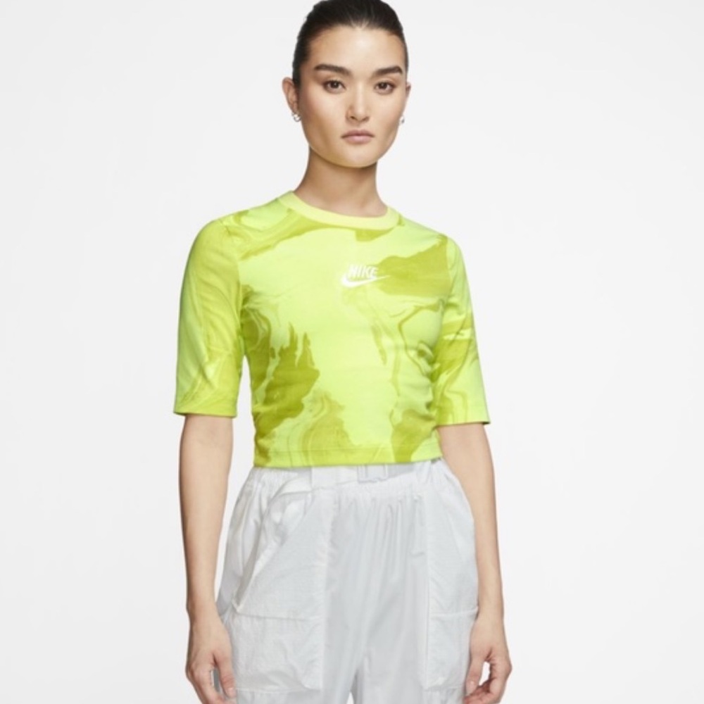 NWOT Nike Half-Sleeve Crop Neon Top